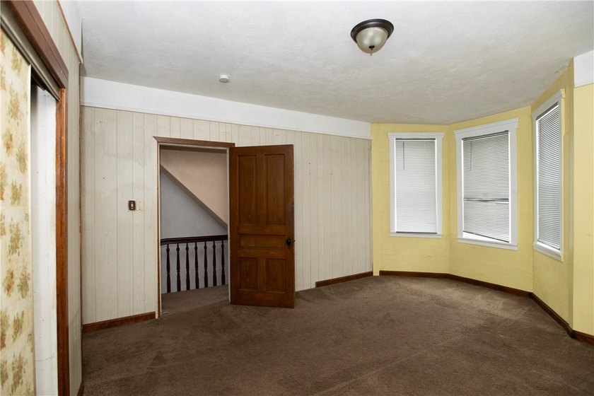 AWESOME HOME FOR SALE! Handicap accessible home just waiting for - photo 34