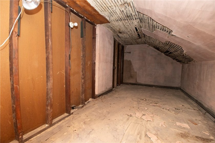 AWESOME HOME FOR SALE! Handicap accessible home just waiting for - photo 42