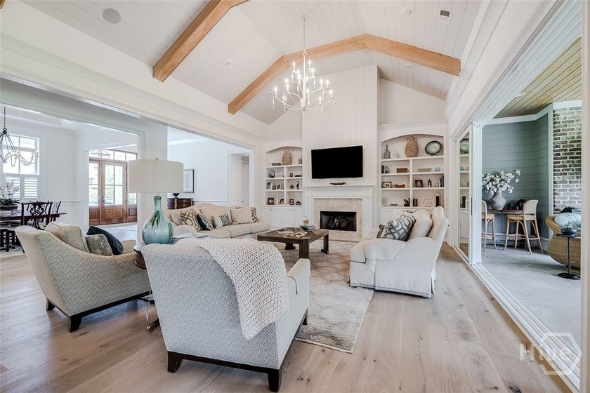 Exceptional custom Lowcountry home offering 4 bedrooms, 4.5 - photo 17