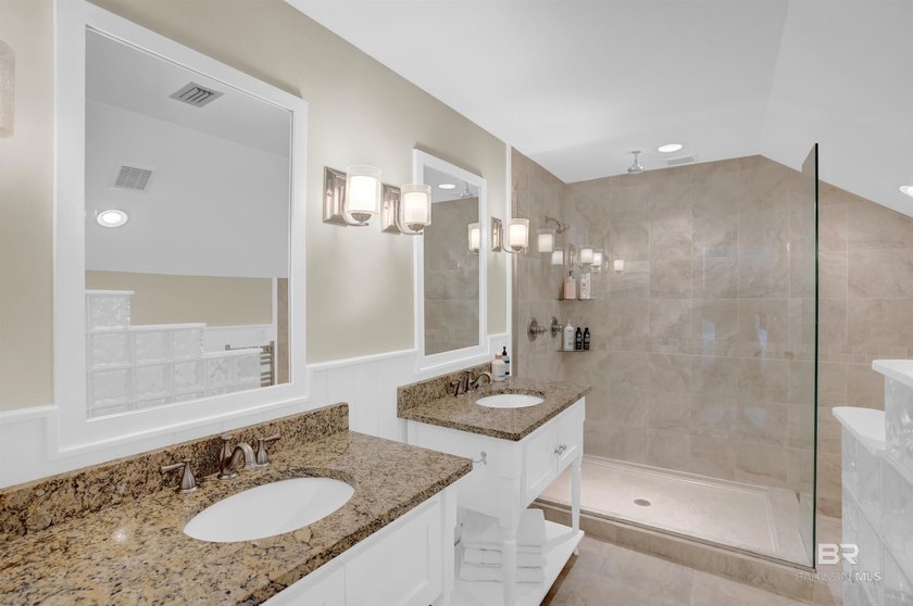 This exquisite bayfront residence features 1.22 acres along the - photo 21