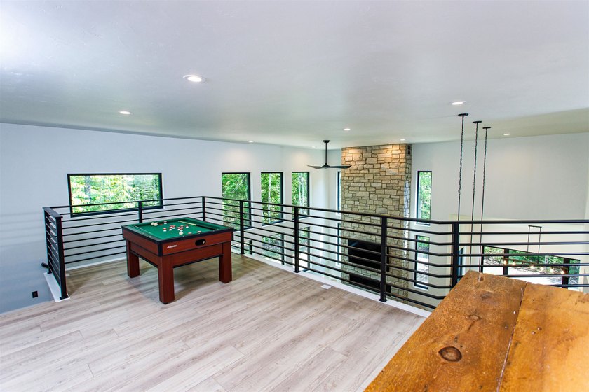 Welcome to your Door County retreat! This thoughtfully designed - photo 37