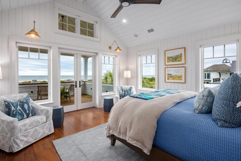 From the moment you arrive, it's clear this oceanfront property - photo 42