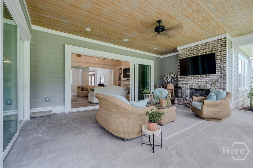 Exceptional custom Lowcountry home offering 4 bedrooms, 4.5 - photo 48