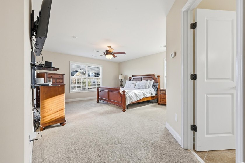 Discover exceptional coastal living in this immaculate 4-bedroom - photo 29