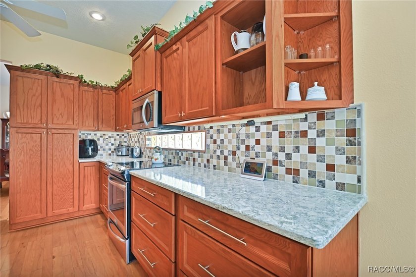 Fabulous location for this nicely updated 3 bedroom 2 bath - photo 12