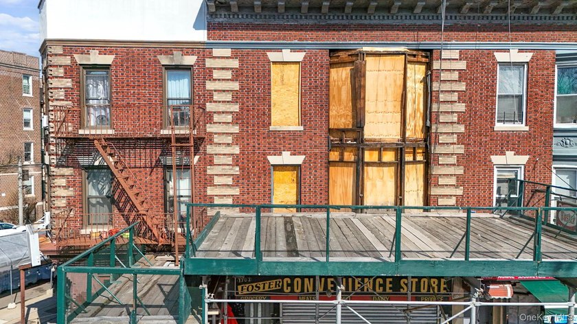 1703 Foster Avenue presents a compelling mixed use opportunity - photo 10