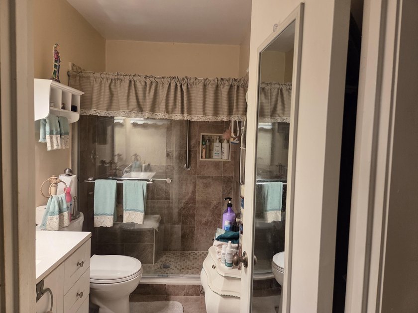 235 Lake Meryl Dr 235 - photo 11