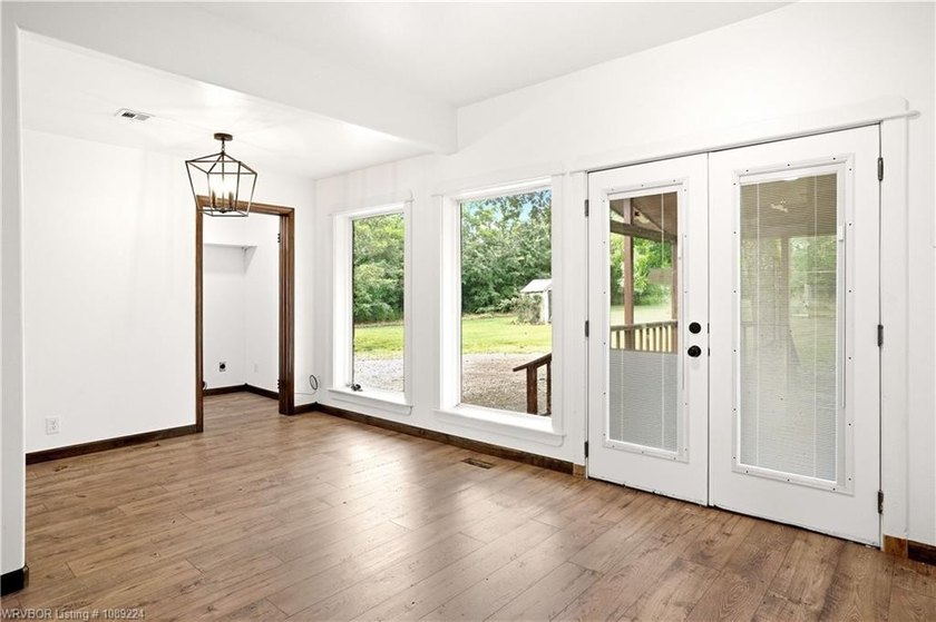 Wake up to beautiful views of Lake Tenkiller from the comfort of - photo 42