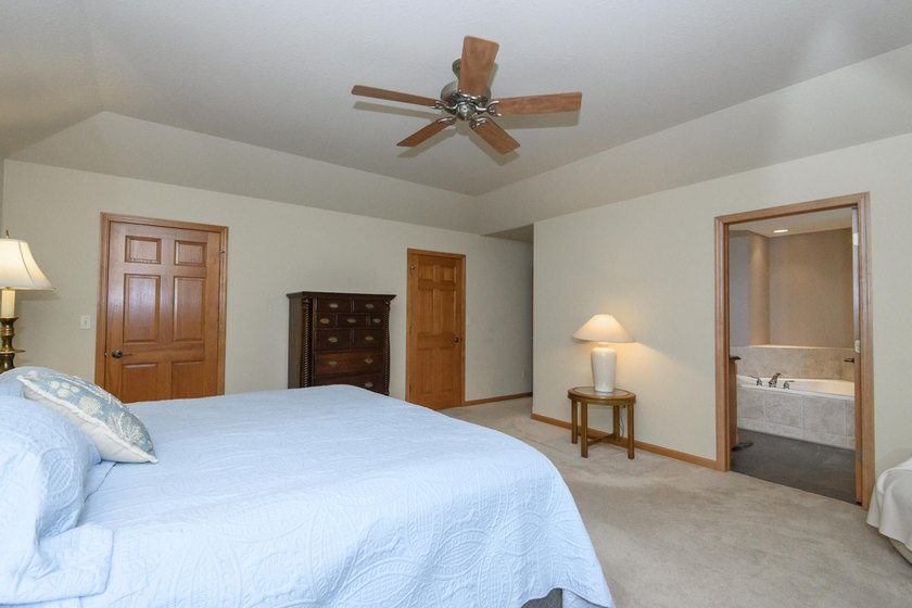 EXCEPTIONAL!!! 4 BR, 3 BA ranch offers nearly 4,000 sq. ft. of - photo 23