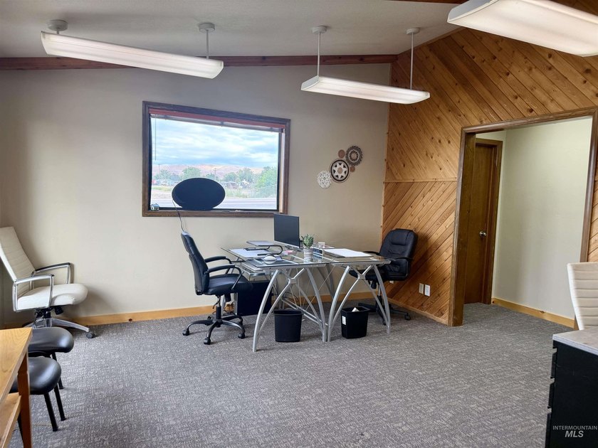 Prime Commercial Opportunity in the Heart of Emmett! Located on - photo 9