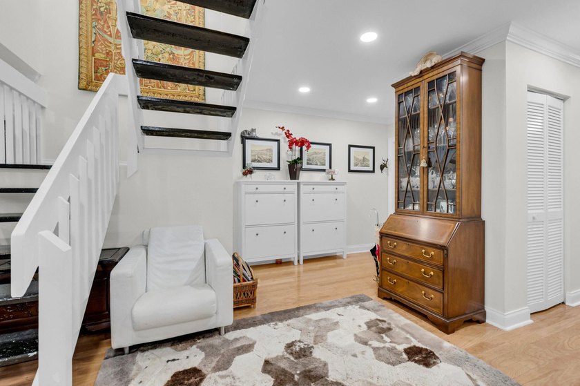 Welcome to this stunning townhouse in the desirable community of - photo 8