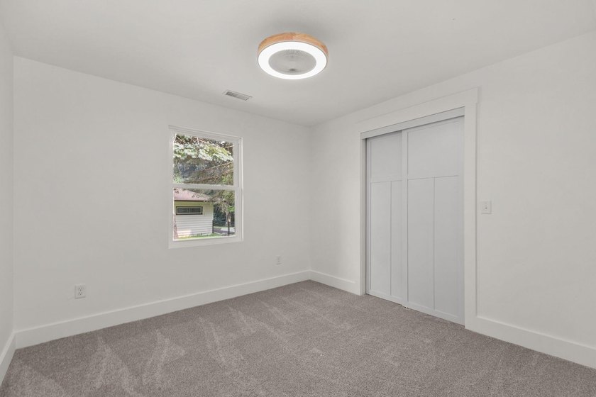 Stunning fully remodeled ranch in a prime location! This 1,638 - photo 24
