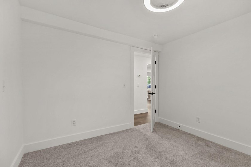Stunning fully remodeled ranch in a prime location! This 1,638 - photo 25