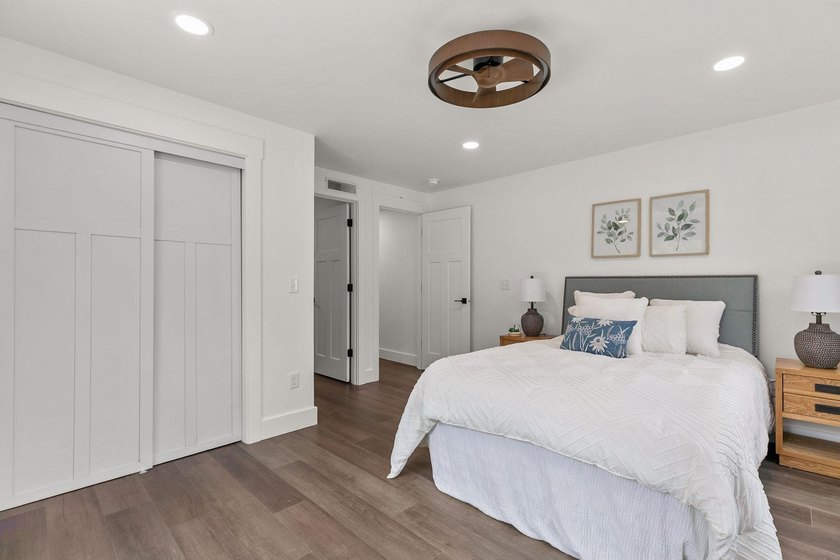 Stunning fully remodeled ranch in a prime location! This 1,638 - photo 28