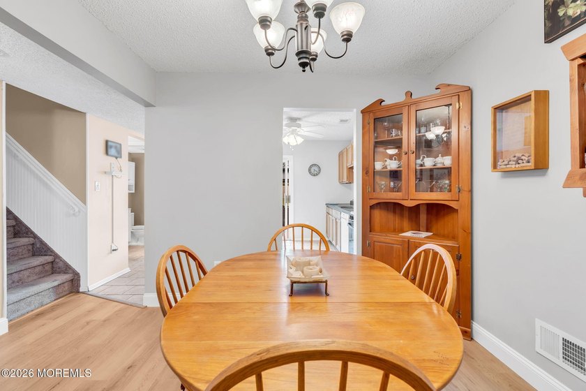 Welcome to this charming 3-bedroom, 1.5-bath colonial in the - photo 17