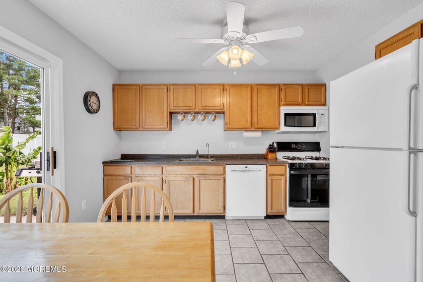 Welcome to this charming 3-bedroom, 1.5-bath colonial in the - photo 18