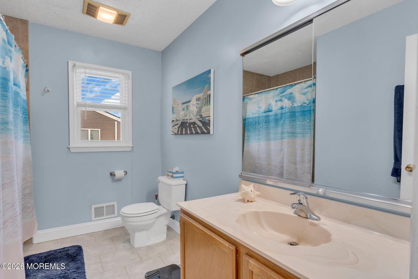 Welcome to this charming 3-bedroom, 1.5-bath colonial in the - photo 35
