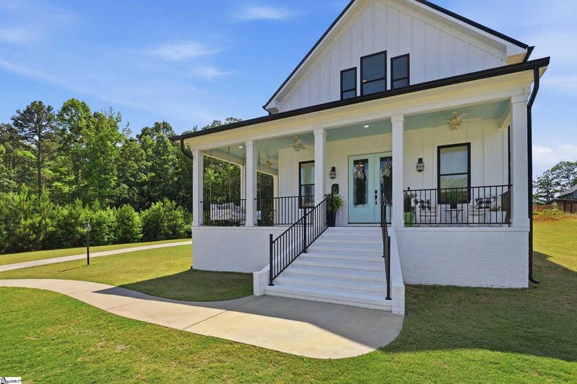 Game days, lake waves, and luxury living, welcome to 1006 - photo 2