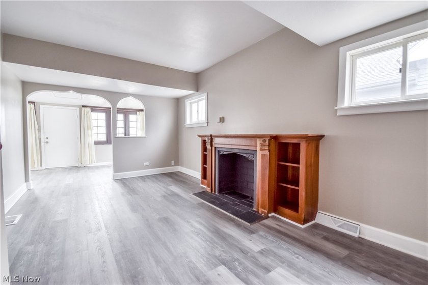 Investor-Friendly Single-Family Ranch - This well-maintained - photo 10