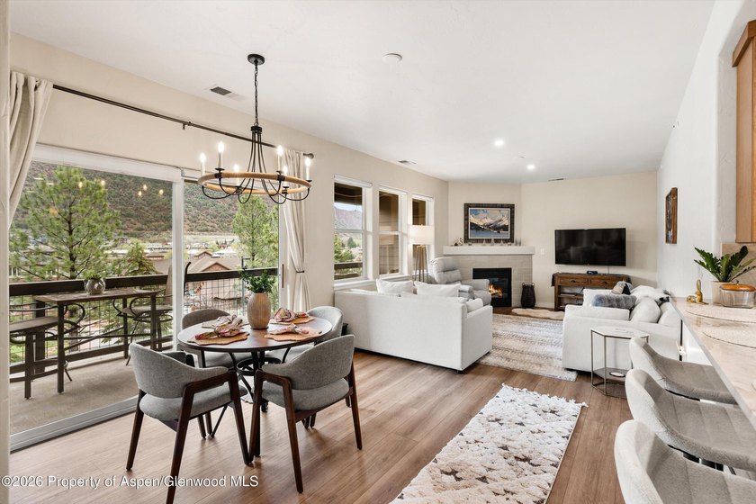 Top-Floor Sophistication, Elevated Style. Beautifully reimagined - photo 6