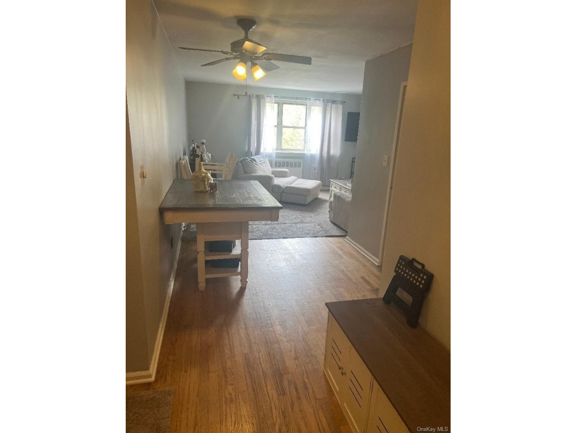 Beautiful All New, 1 bedroom co-op apartment! This is a must see - photo 8