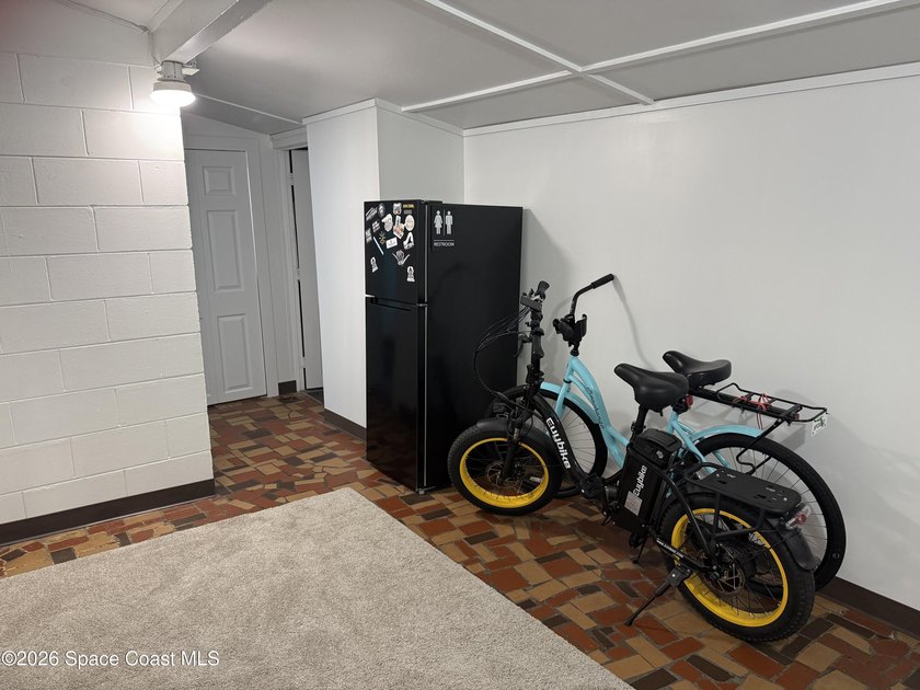This beautiful home boasts 4 bedrooms pus a bonus/flex room and - photo 14