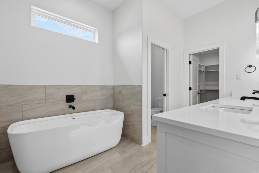 Discover luxury lake area living in the highly sought after - photo 43