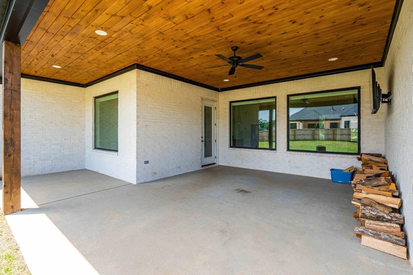 Discover luxury lake area living in the highly sought after - photo 44