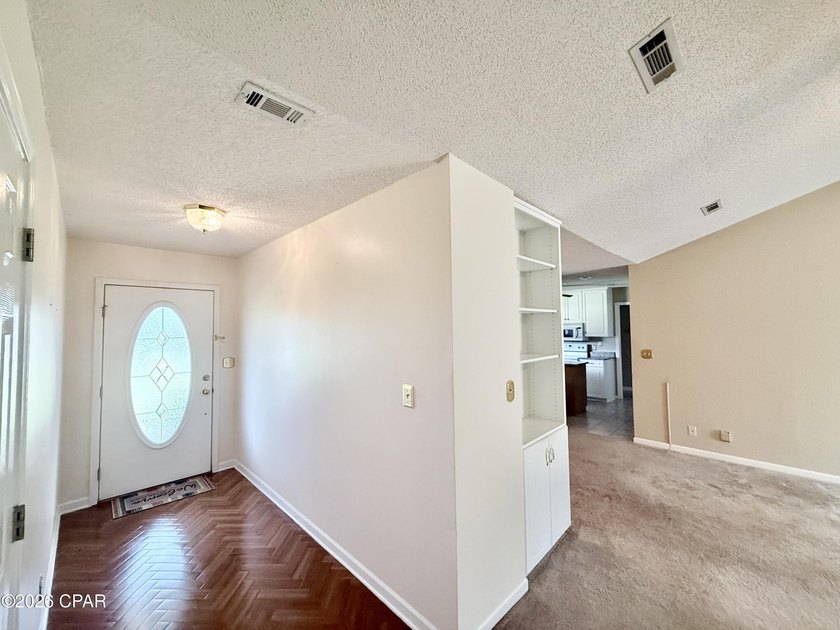 Welcome home to this spacious 3-bedroom, 2-bath brick home - photo 4