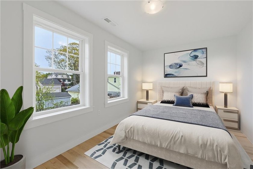 Set in a desirable Riverside location just moments from Crescent - photo 28