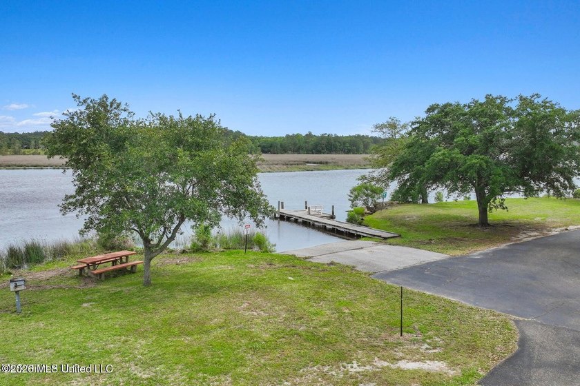 Discover coastal living at its finest with this charming 1 - photo 38