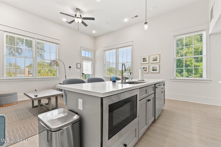 Welcome to 315 Main Street Condos - where historic charm meets - photo 12