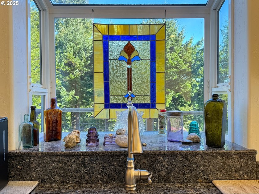 PRICE REDUCED! OCEAN VIEWS ABOUND in this light, bright and airy - photo 13