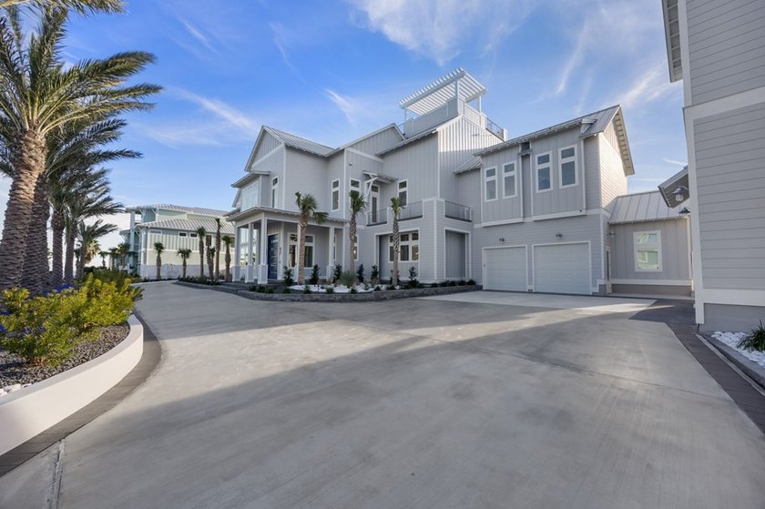 The Last Resort is a landmark waterfront compound redefining - photo 46