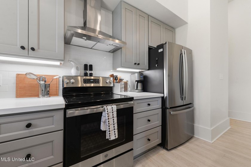 Welcome to 315 Main Street Condos - where historic charm meets - photo 17