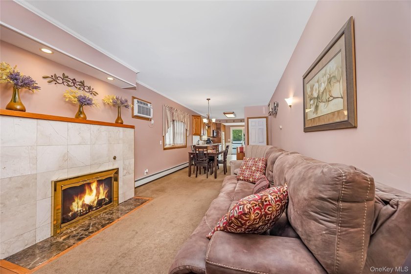 Move In Ready Home In The Desirable Oceanside School District! - photo 5