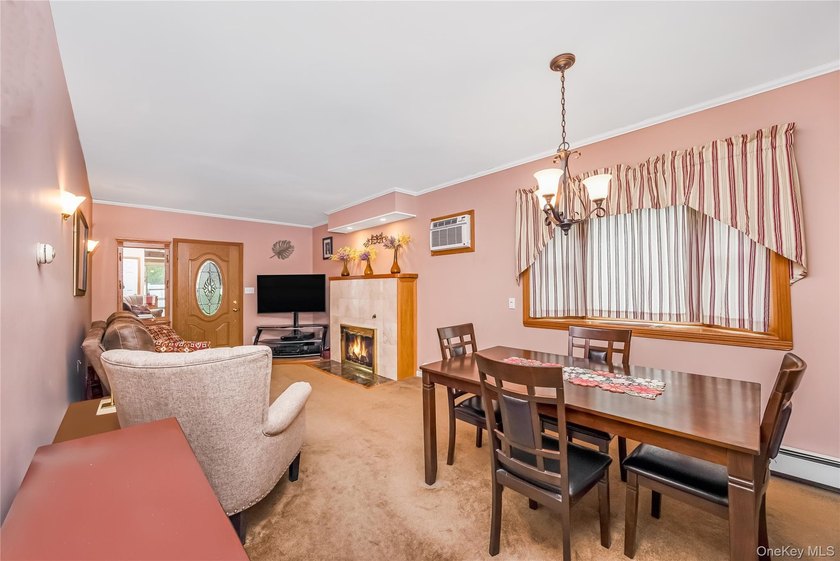 Move In Ready Home In The Desirable Oceanside School District! - photo 6