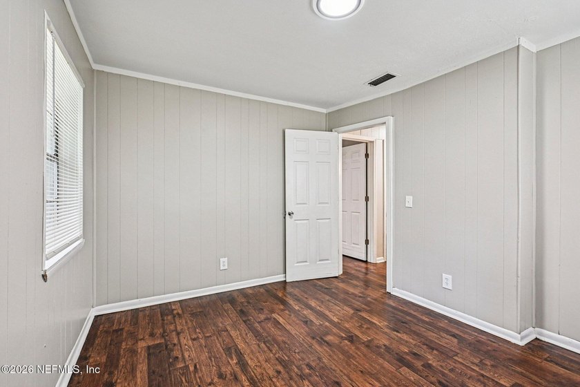 Come check out this four-bedroom, one-bathroom home is move-in - photo 22