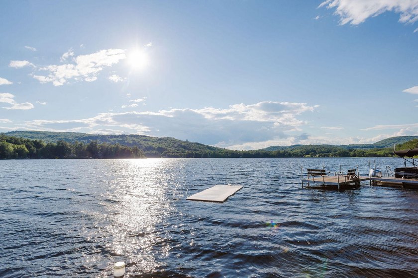 Charming Year-Round Waterfront Retreat on Brettuns Pond! - photo 49