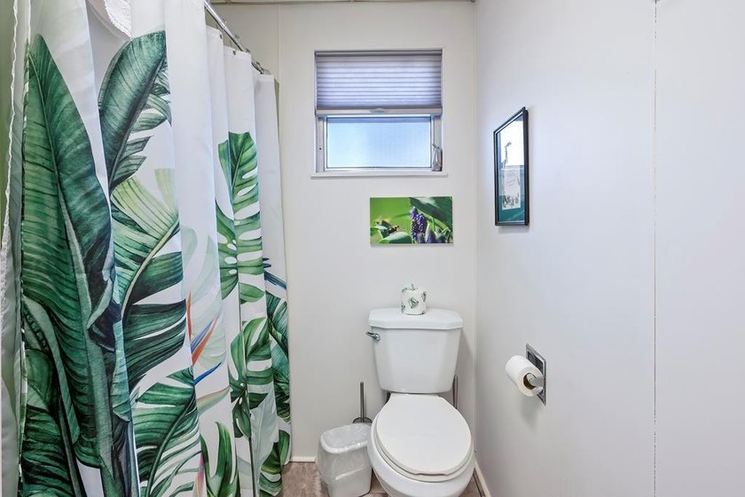 PRICE REDUCTION!!  Discover the perfect blend of privacy - photo 14