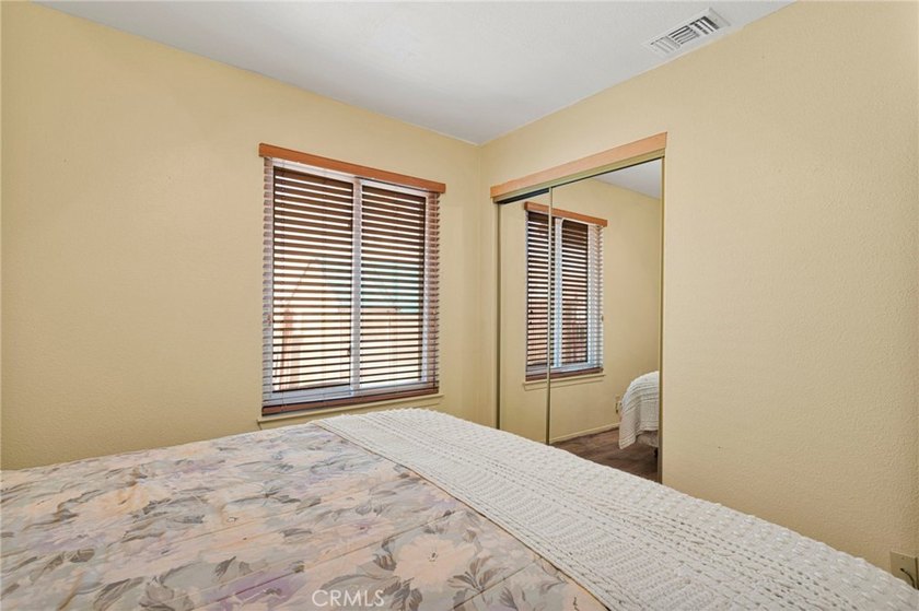 13748 Greenwood - photo 25