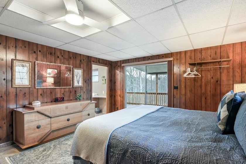 PRICE REDUCTION!!  Discover the perfect blend of privacy - photo 31