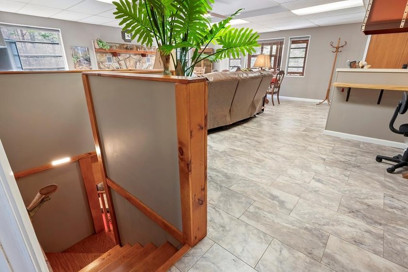 PRICE REDUCTION!!  Discover the perfect blend of privacy - photo 33