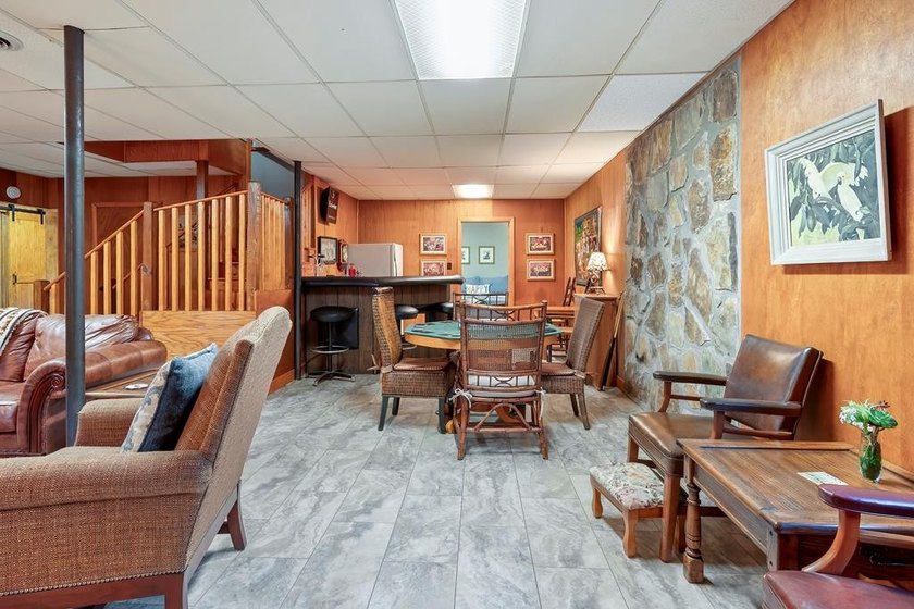 PRICE REDUCTION!!  Discover the perfect blend of privacy - photo 50