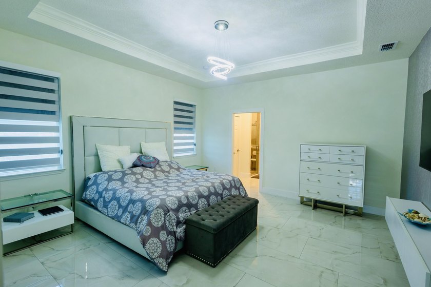 Now $519,900 + $10,000 seller credit! This 2024-built 4-bedroom - photo 26
