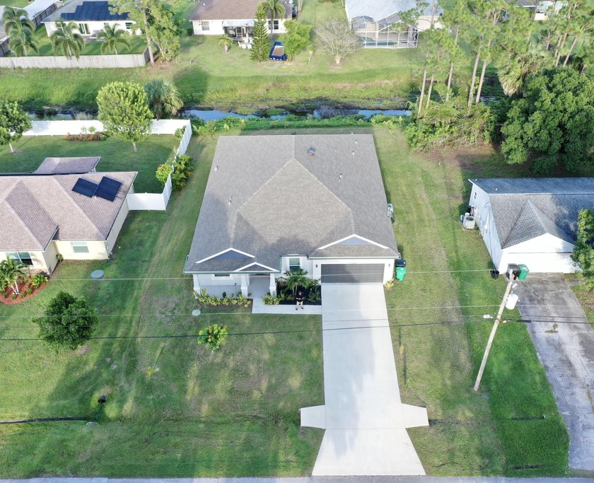 Now $519,900 + $10,000 seller credit! This 2024-built 4-bedroom - photo 33