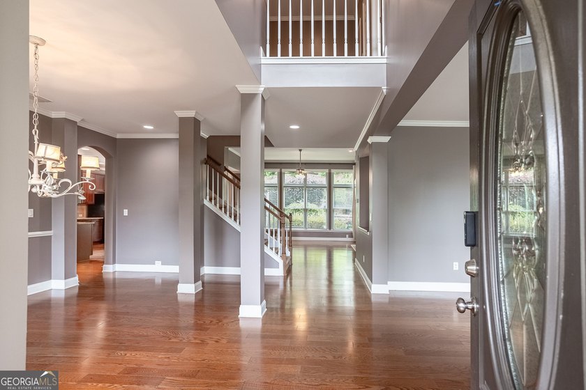 Welcome to 239 Highwoods Pkwy - a craftsman-style beauty - photo 7