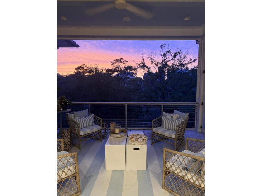 Spectacular views, stunning architectural design and a fully - photo 44
