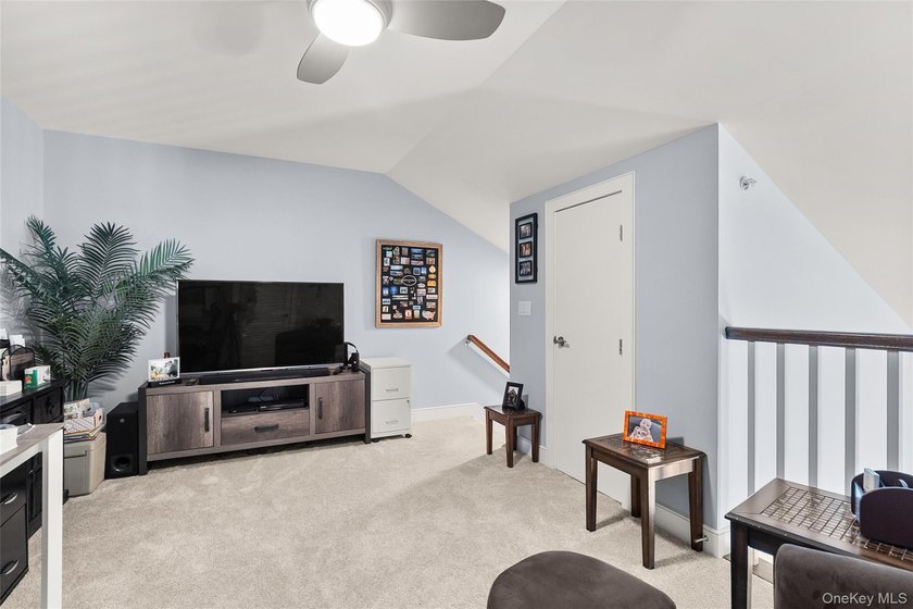 Welcome to 32 Michael Lane, a beautifully appointed 2-bedroom, 2 - photo 8