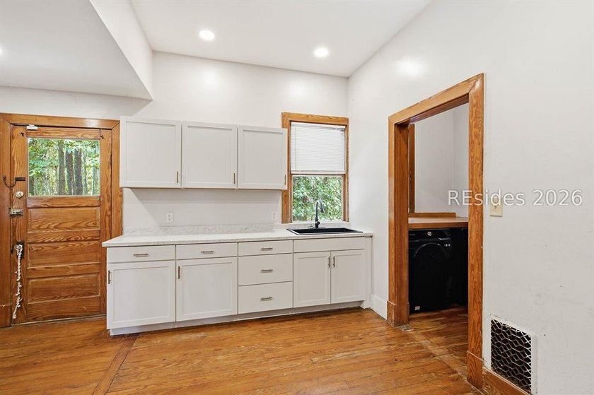 628 Robert Smalls Parkway offers a versatile residential - photo 11